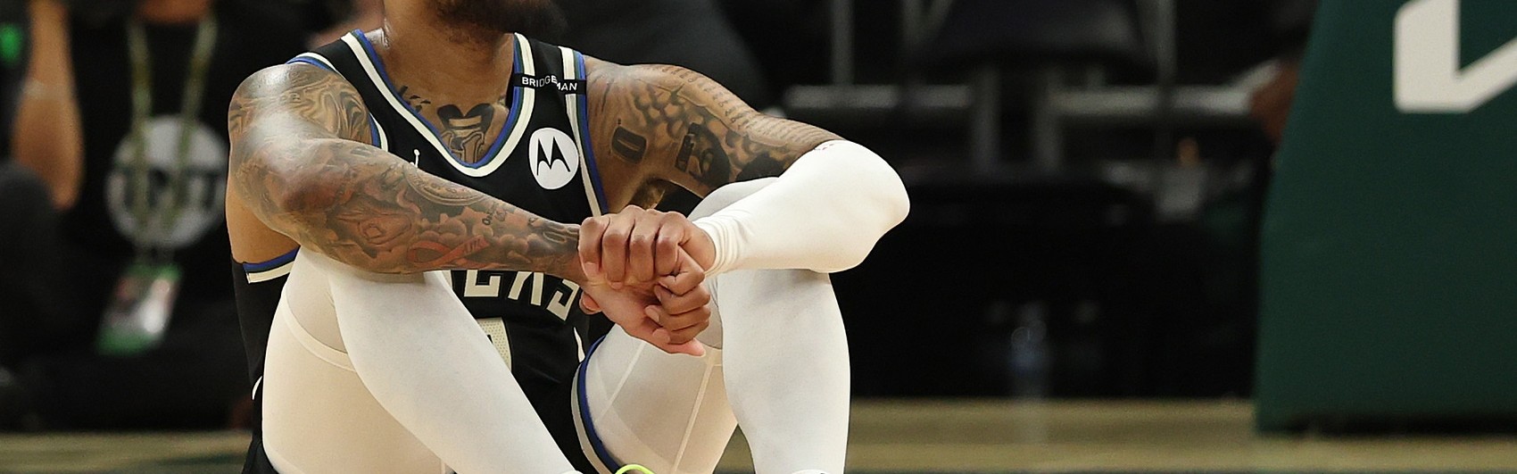 世界杯高清平台-拓媒：克罗宁把利拉德送到雄鹿是神操作 字母离队首轮签价值暴涨