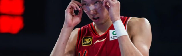 世界杯高清平台-争议！周琦连拍视频为杜兰特霍姆格伦NBA全明星拉票 舆论却群嘲