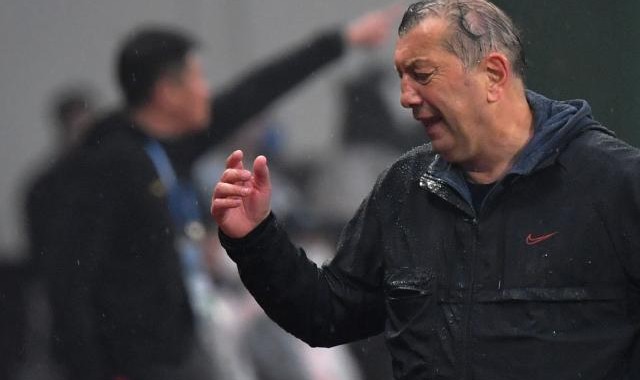 世界杯手机观看下载-沧州年中曾2战武汉被轰6弹 老萨事不过三叫苦防守